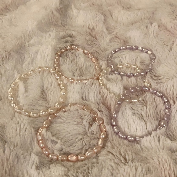Freshwater Pearl Bracelets - Picture 2 of 5